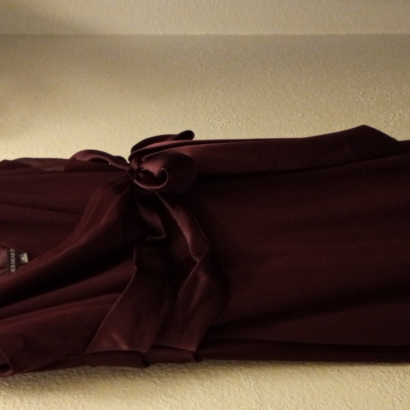 Dress - Picture 2 of 4